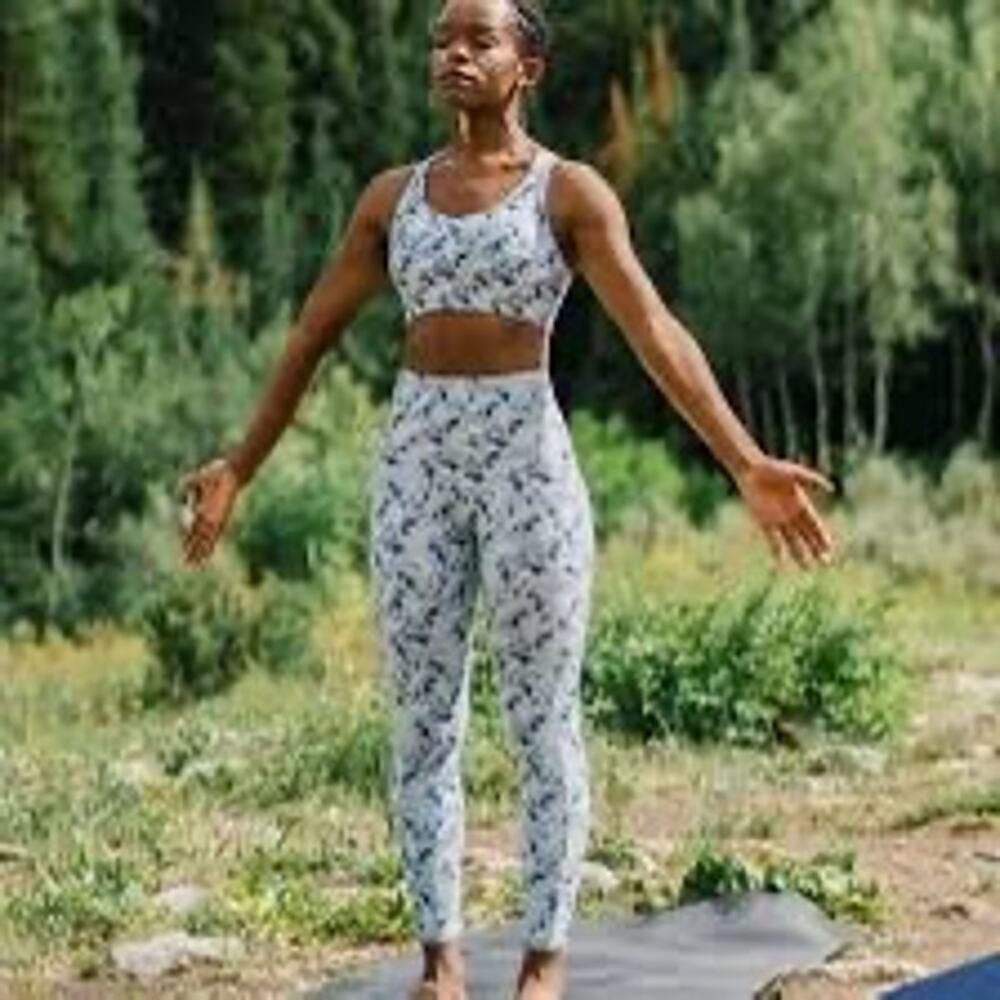 Zyia Set Storm Brushed Hendrix Pocket Criterion 7/8 Tight & Matching Sports Bra